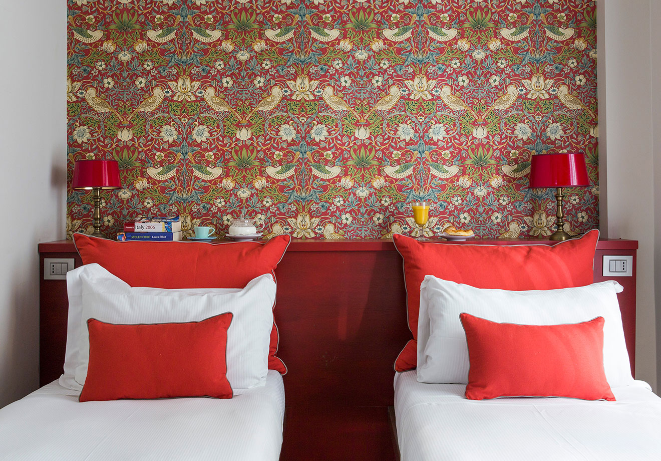 Small Double rooms in rome