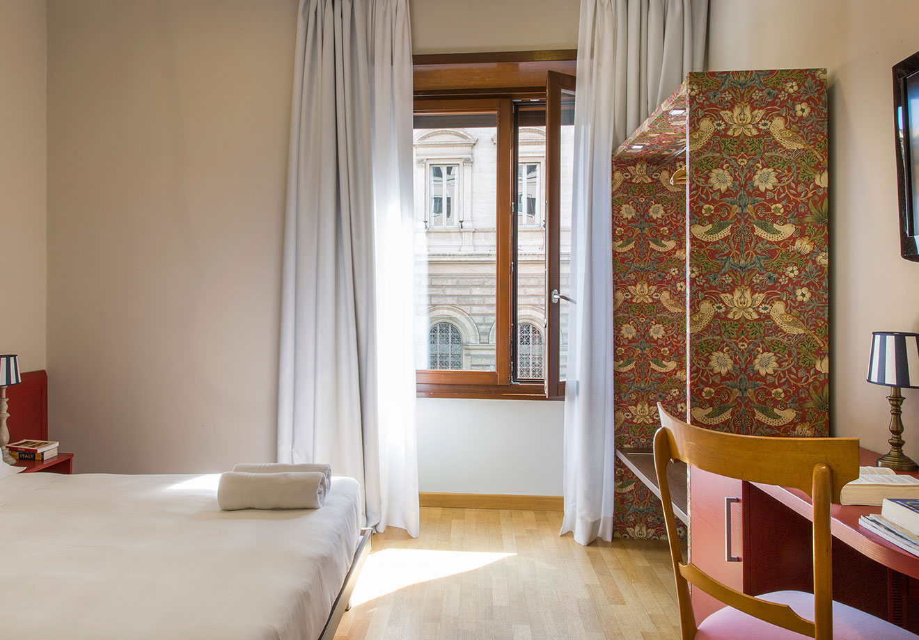 Rooms for Triple in rome