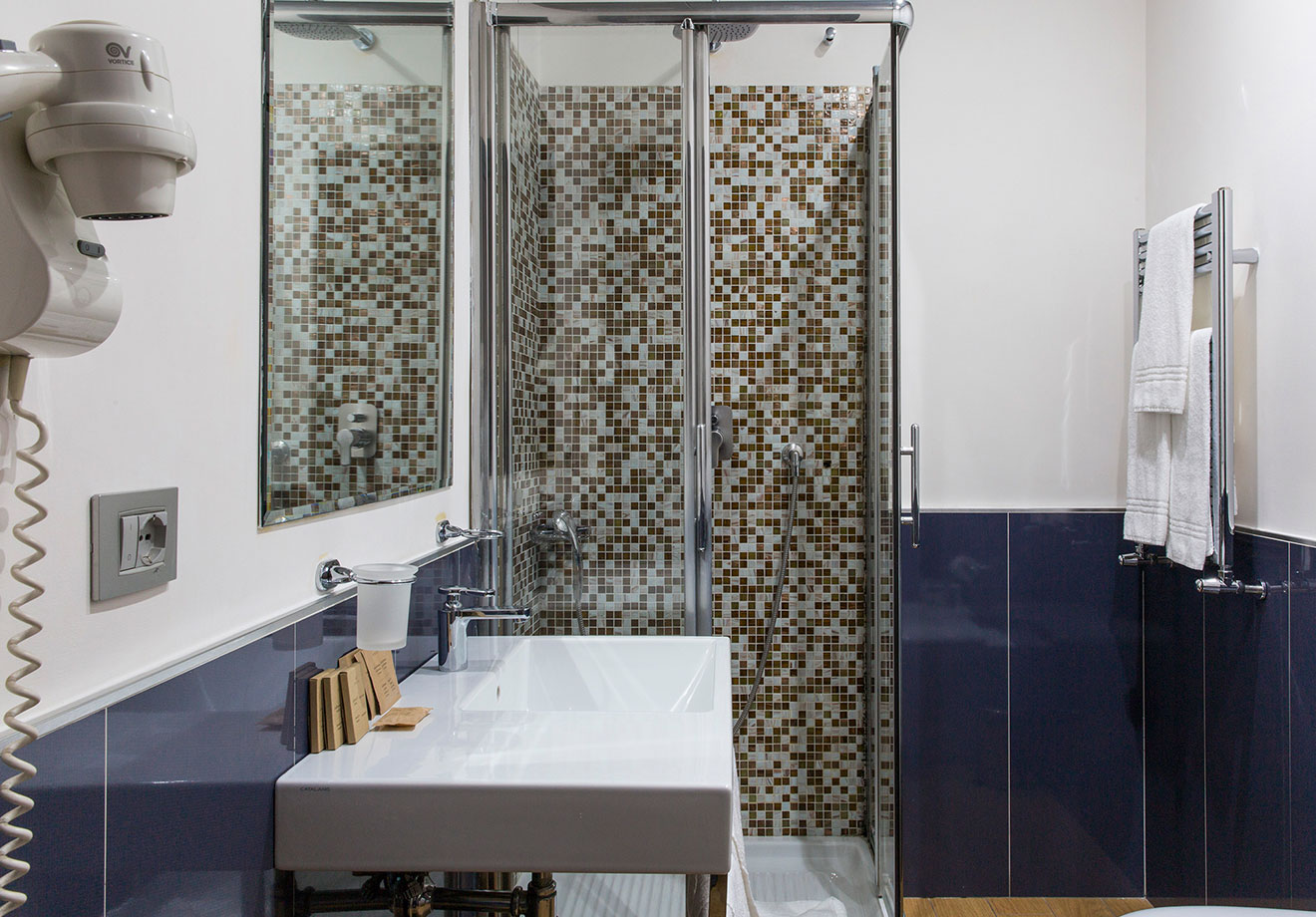 Rooms for Triple in rome